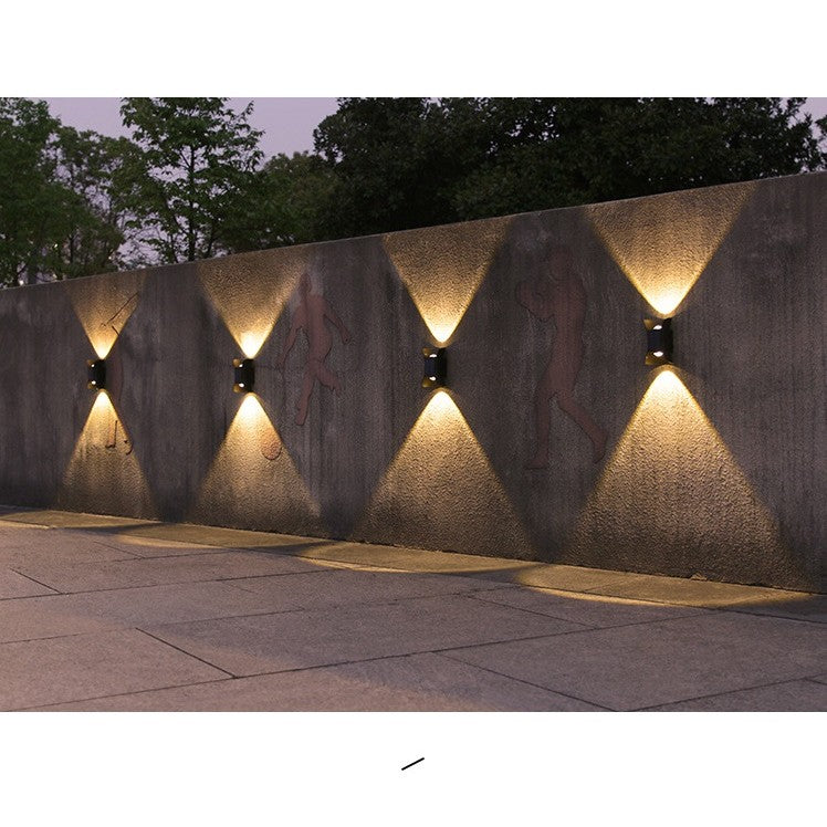 Lampa solara LED bidirectionala bicolora Vivimall, comutator culoare led, IP65, rezistent la apa, baterie 1.5 V, 400mah, 2 LED-uri, 13.5 x 9 cm, material ABS, multicolor - vivimall.ro