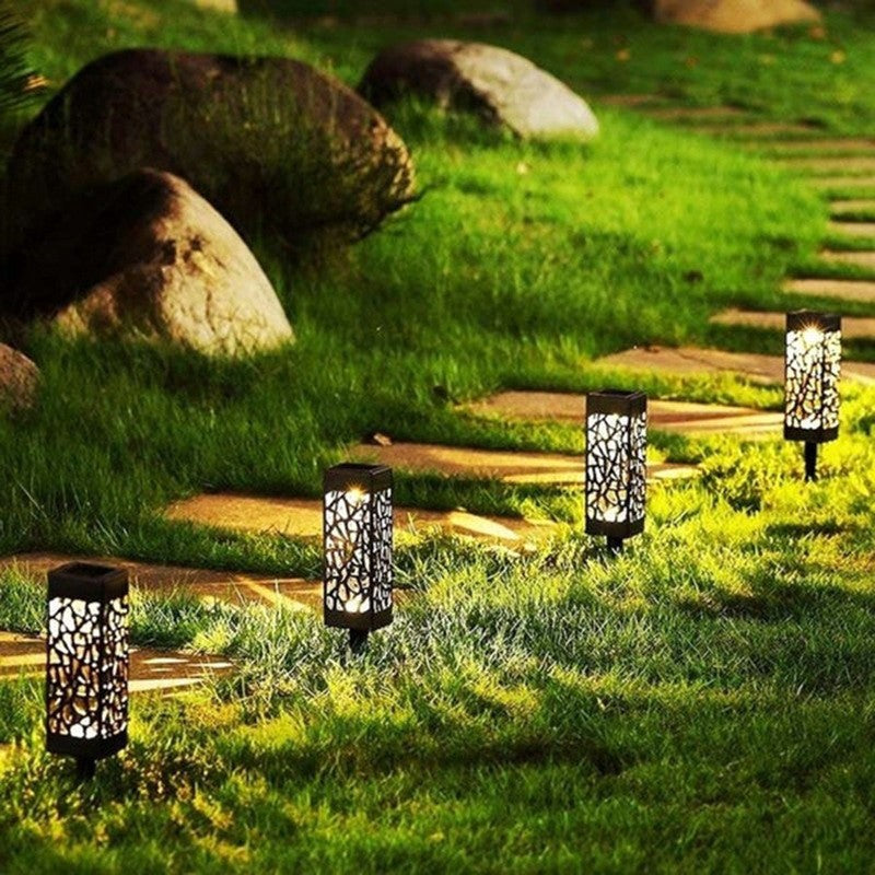 Lampa solara LED Vivimall, tip felinar cu acoperis, pentru gradina, inaltime 30.2 cm, putere 0.2W, 1.2V, 600mAh, alb cald - vivimall.ro