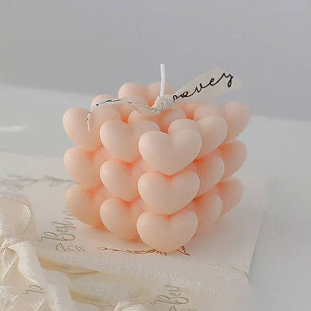 Lumanare Parfumata Decorativa, Vivimall, Model Abstract Cub din Inimioare, Lumanare pentru Diferite Ocazii, 6 x 5.5 cm, Aroma de Portocala, Portocaliu - vivimall.ro