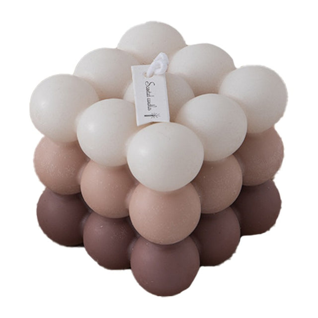 Lumanare Parfumata, Vivimall, din Ceara De Soia, Model Cub, Gradient in 3 Culori Pale, 6x6x6 cm, Aroma de Busuioc, Maro - vivimall.ro