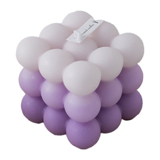 Lumanare Parfumata, Vivimall, din Ceara De Soia, Model Cub, Gradient in 3 Culori Pale, 6x6x6 cm, Aroma de Lavanda, Mov - vivimall.ro