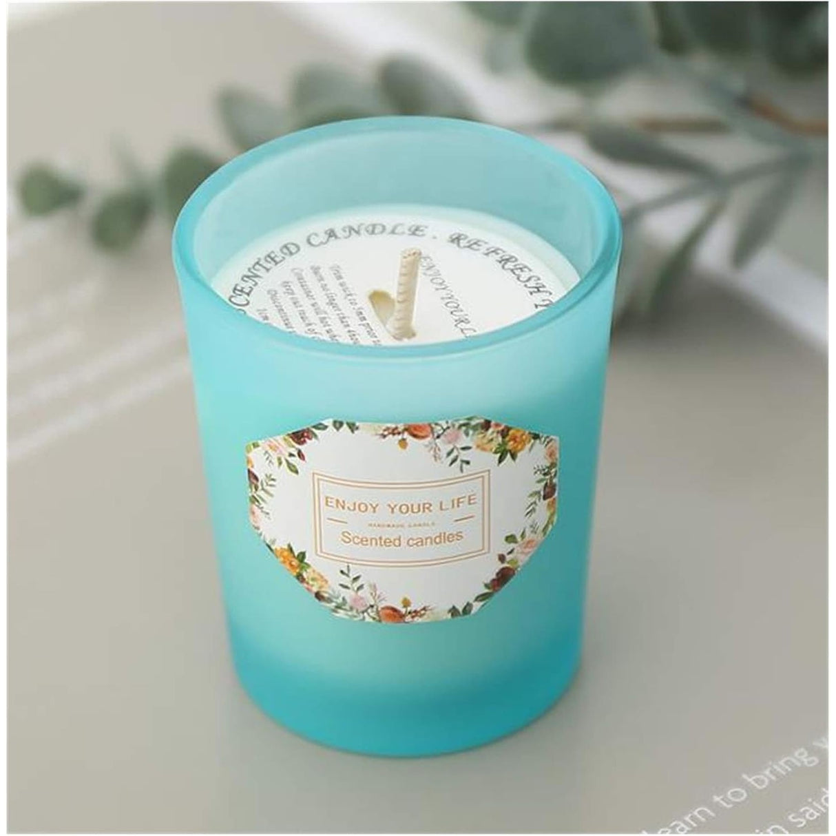 Lumanare Parfumata, Vivimall, Model Pahar Albastru, Aroma de Lime si Busuioc, din Ceara de Soia, 6.2 x 5.2 cm, Albastru - vivimall.ro