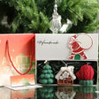 Gift box cu 3 lumânări parfumate de Crăciun din ceară de soia – bradut, mănușă și căsuță, vedere de ansamblu