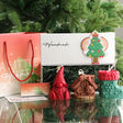 Gift box Crăciun cu 3 lumânări din ceară de soia – pitic, căsuță și cizmă, vedere de ansamblu