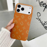 Carcasa Magentica, Vivimall, din Fibra de Carbon, pentru iPhone 16, Portocaliu - vivimall.ro