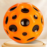 Minge antistres Space Moon Ball portocalie, suprafață cu forme neregulate, diametru 66 mm, detaliu textură
