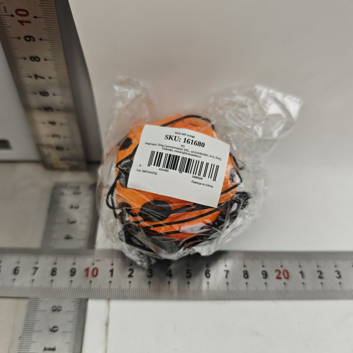 Minge Space Moon Ball portocalie ținută în mână, jucărie elastică antistres pentru copii, 66 mm