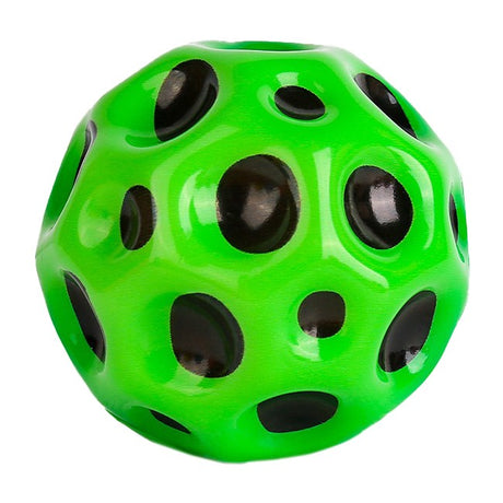 Minge saltăreață Space Moon Ball verde, diametru 66 mm, vedere frontală pe fundal alb