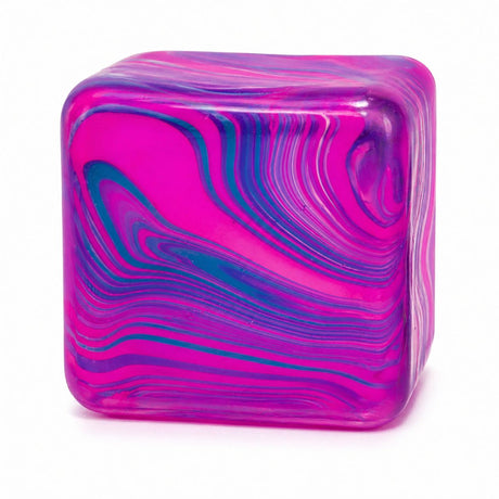 Cub antistres Flippy Needoh mov din maltoză, 3,5x3,5x3,5 cm, vedere frontală cu pattern de gheață