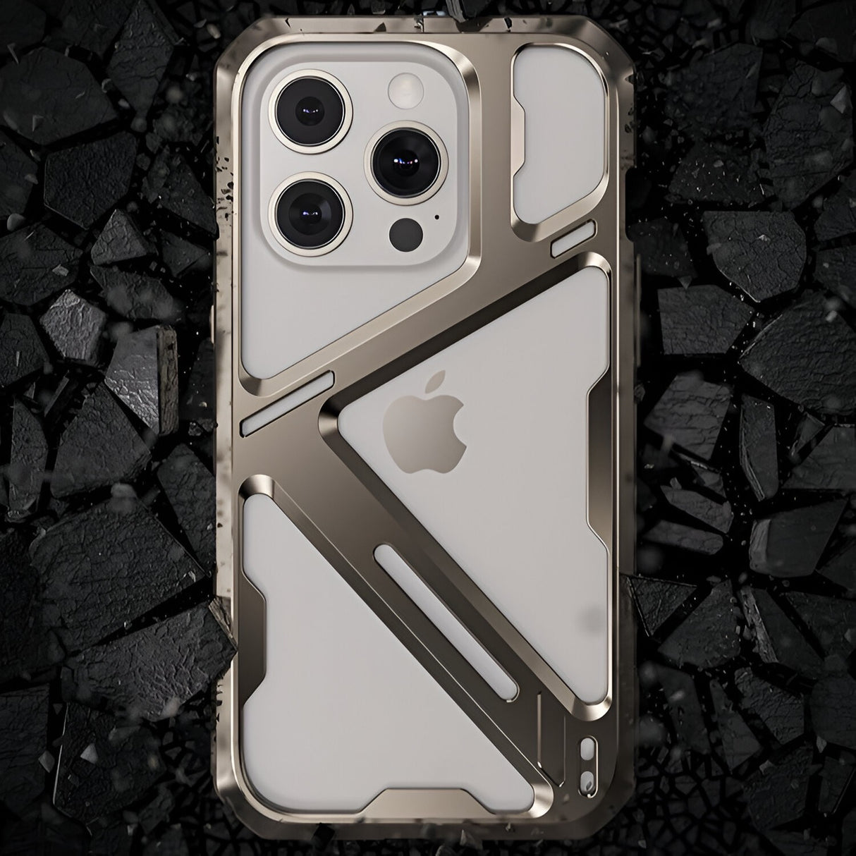 Husă Armor Metal iPhone 15 Pro Max, unghi spate-lateral, protecție completă margini