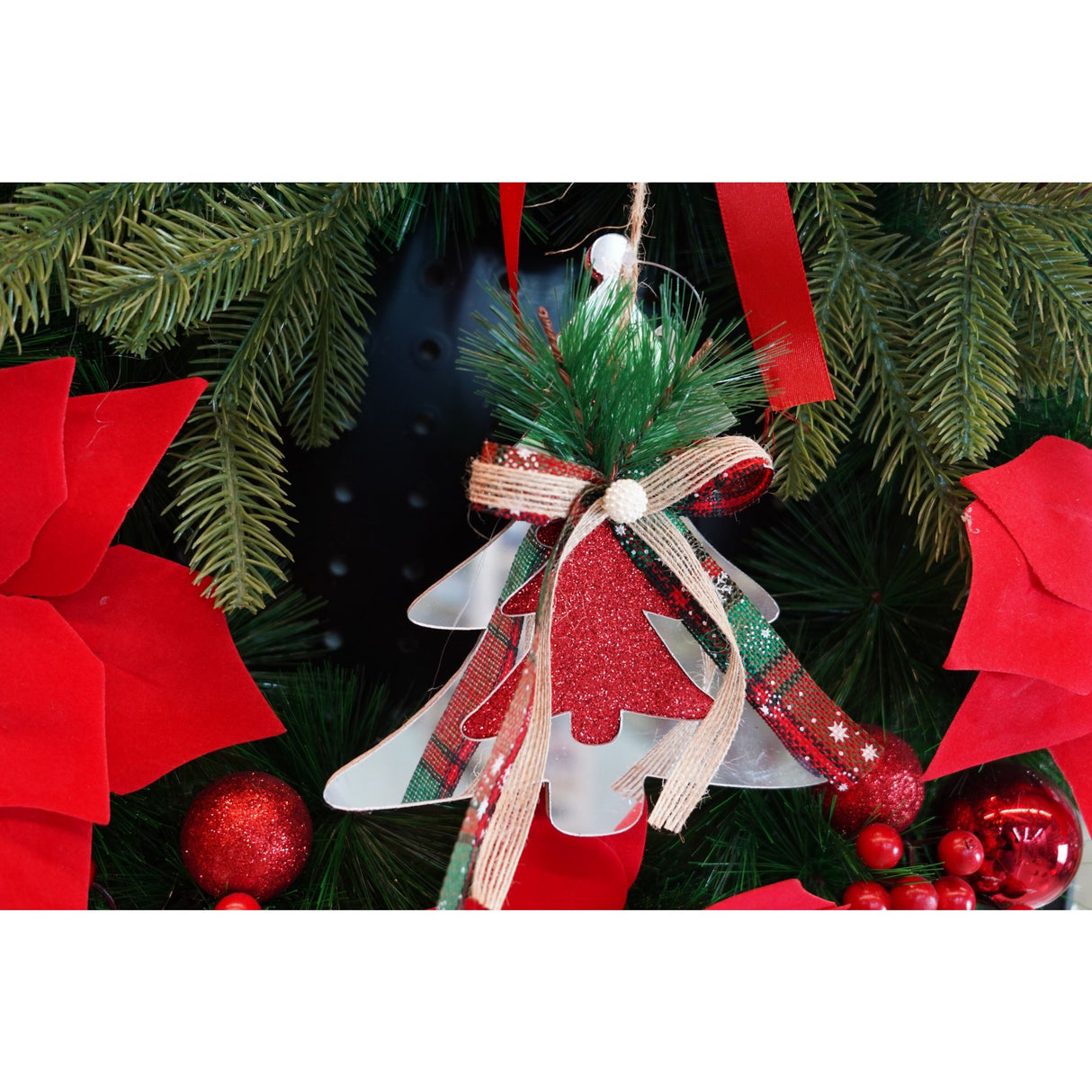 Ornament brad, Vivimall, Brad, Argintiu, Lucios, 14*15CM, Acril, Interior/ Exterior - vivimall.ro