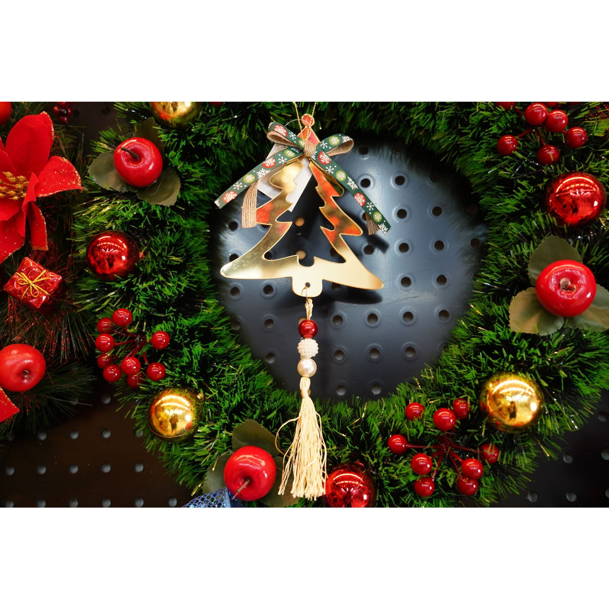 Ornament brad, Flippy, Brad, Auriu, Lucios, 15*28CM, Acril, Interior/ Exterior - vivimall.ro