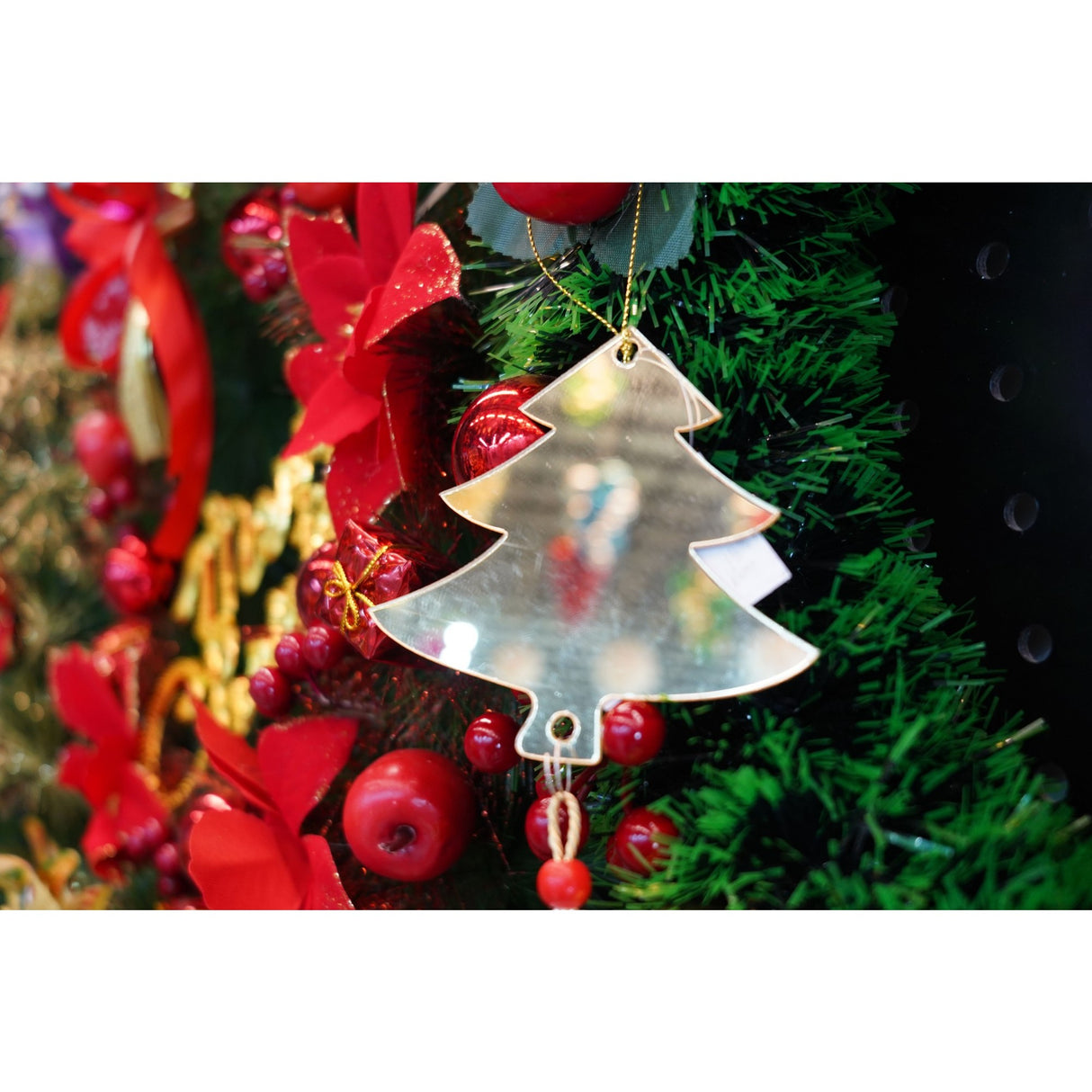 Ornament brad, Flippy, Brad, Auriu, Lucios, 8*25CM, Acril, Interior/ Exterior - vivimall.ro