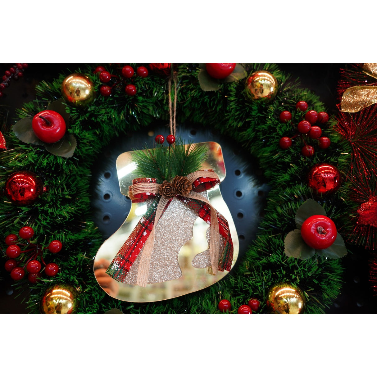 Ornament brad, Vivimall, Ciorap, Auriu, Lucios, 17*17CM, Acril, Interior/ Exterior - vivimall.ro