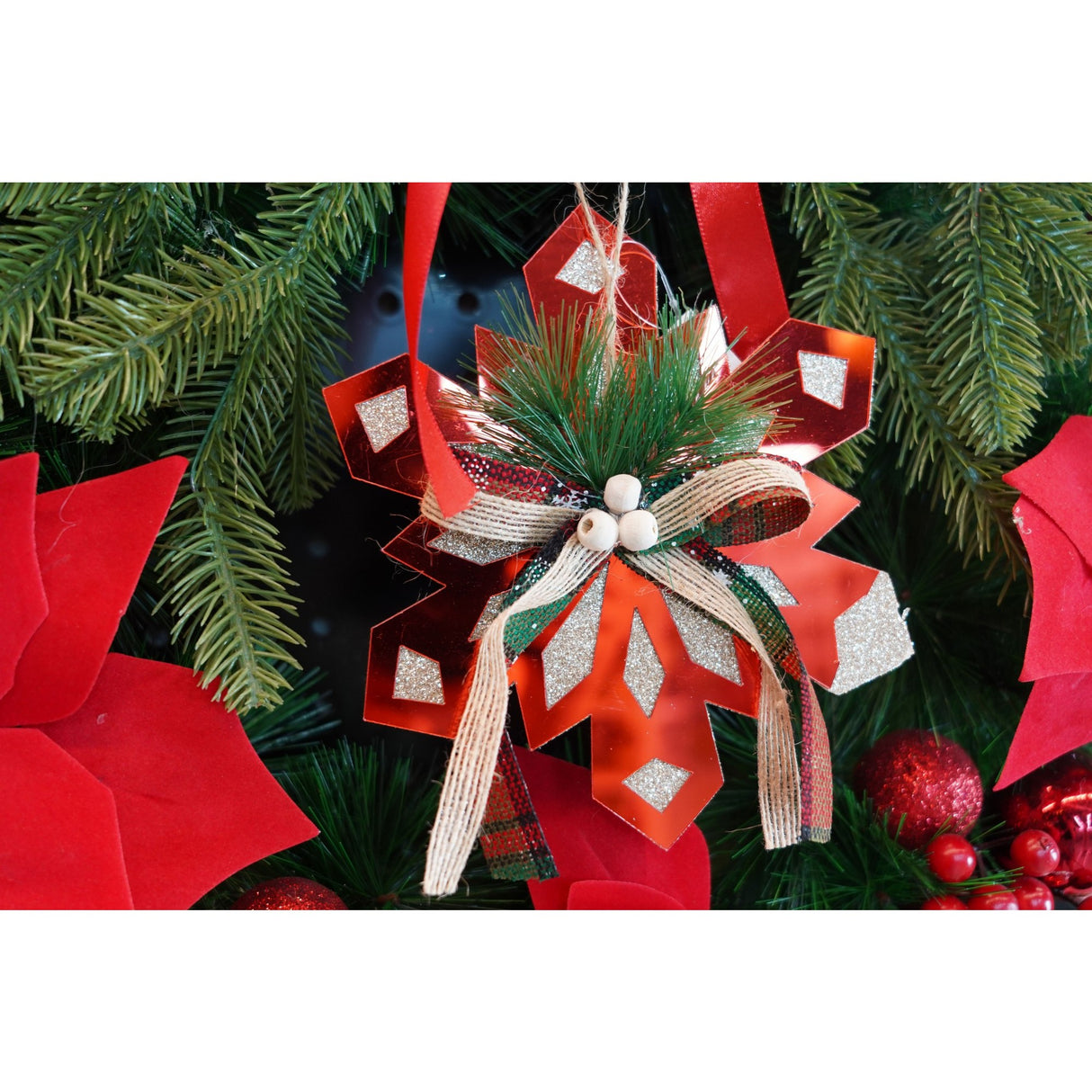 Ornament brad, Vivimall, Fulg de nea, Rosu, Lucios, 15*15CM, Acril, Interior/ Exterior - vivimall.ro