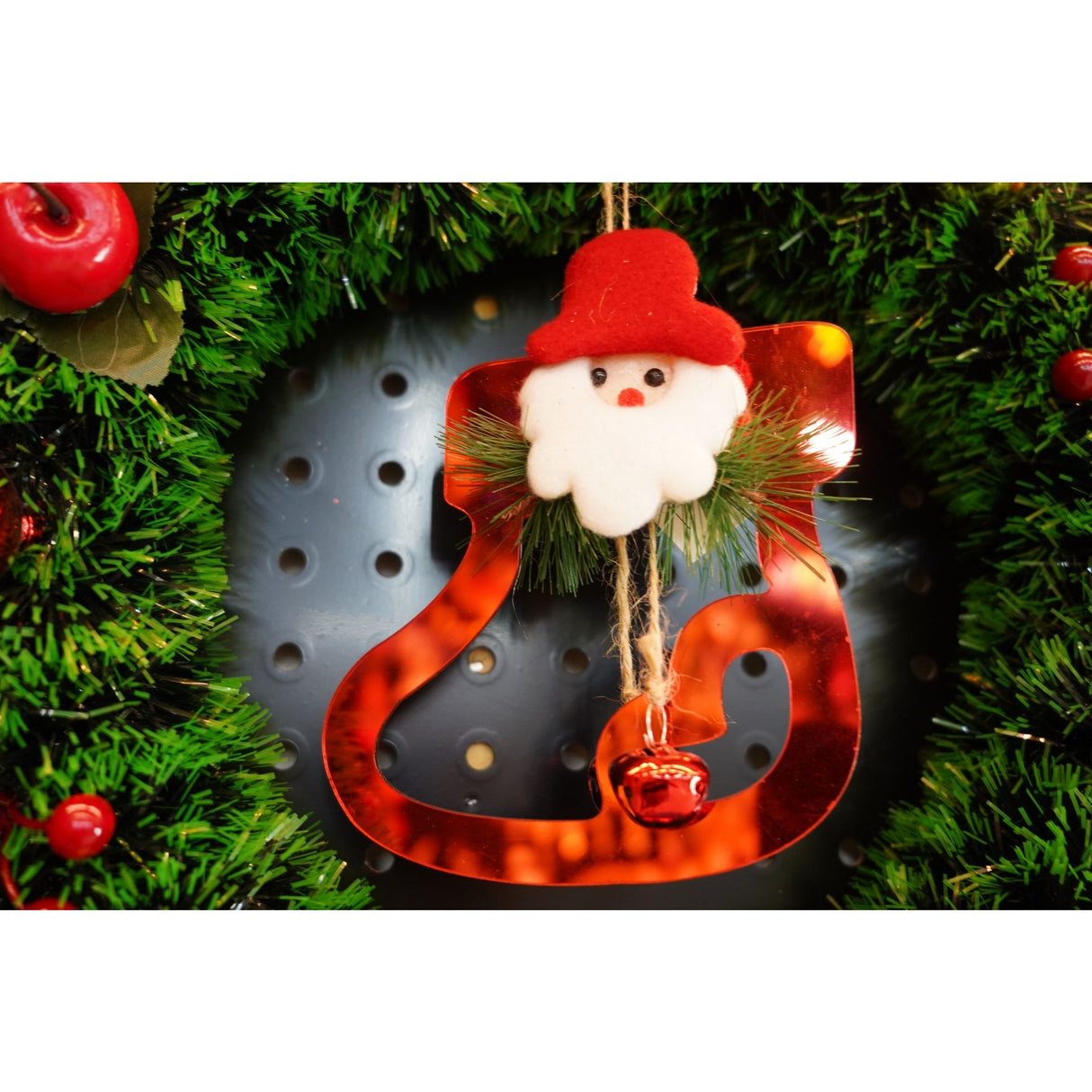 Ornament brad, Vivimall, Gheata cu clopotei, Rosu, Lucios, 15*20CM, Acril, Interior/ Exterior - vivimall.ro
