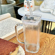 Pahar pentru Racoritoare, Vivimall, din Sticla, 330 ml, cu Pai si Maner, Model Clear Dungi Verticale, Transparent - vivimall.ro