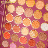 Blush și iluminatoare din paleta Kevin&Coco Flowers, nuanțe pentru ten deschis și mediu, detaliu