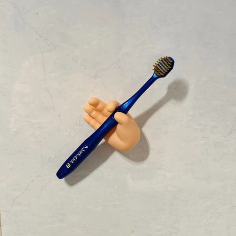 Suport de Baie, Vivimall, Multifunctional, pentru Periute/Cabluri, din PVC, cu Ventuza, Model Mana, 7 x 6.5 cm, Crem - vivimall.ro