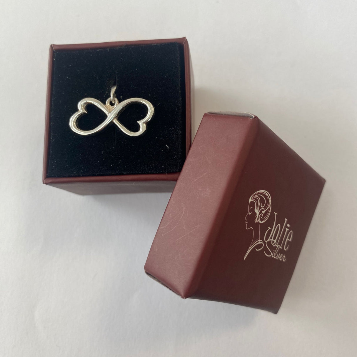 Medál, Jolie ezüst, 925 ezüst, 1,8 G