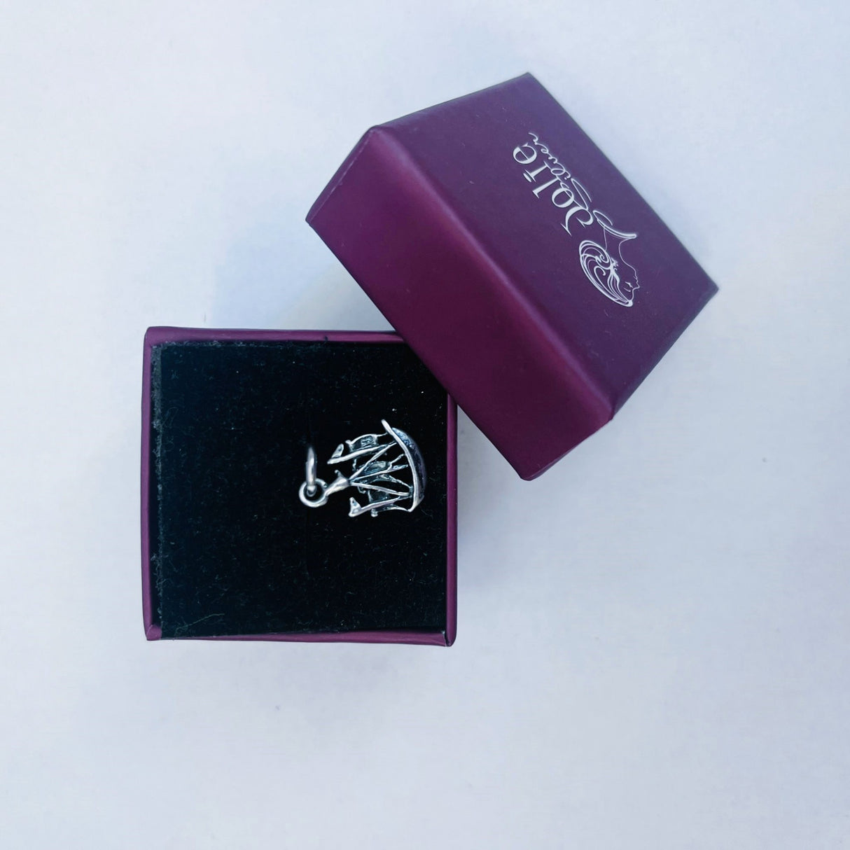 Jolie ezüst 925 medál, 1,1 G