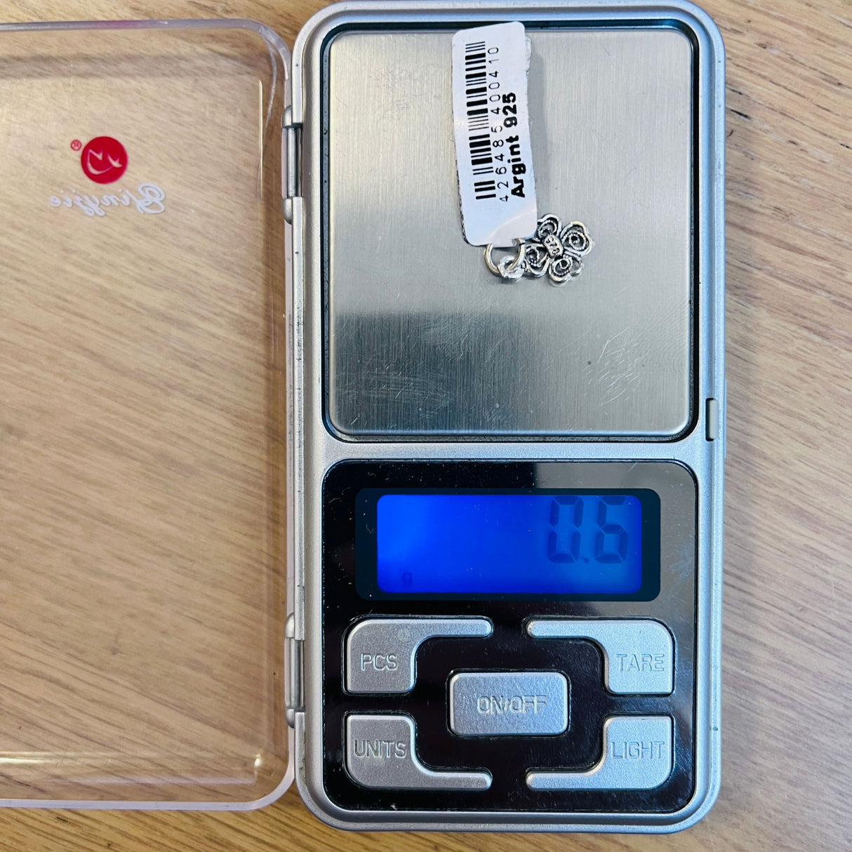 925-ös ezüst medál, 0,6 gramm