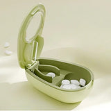 Cutie Taiat Pastile si Depozitare Medicamente, Vivimall, Galbena, 8x5x2.65 cm, Compacta si Portabila, Ideala Pentru Calatorii - vivimall.ro