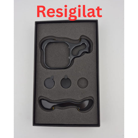 Husă metalică Flippy pentru iPhone 16 Pro Max, culoare negru, aliaj antisoc și antizgariere, vedere frontală