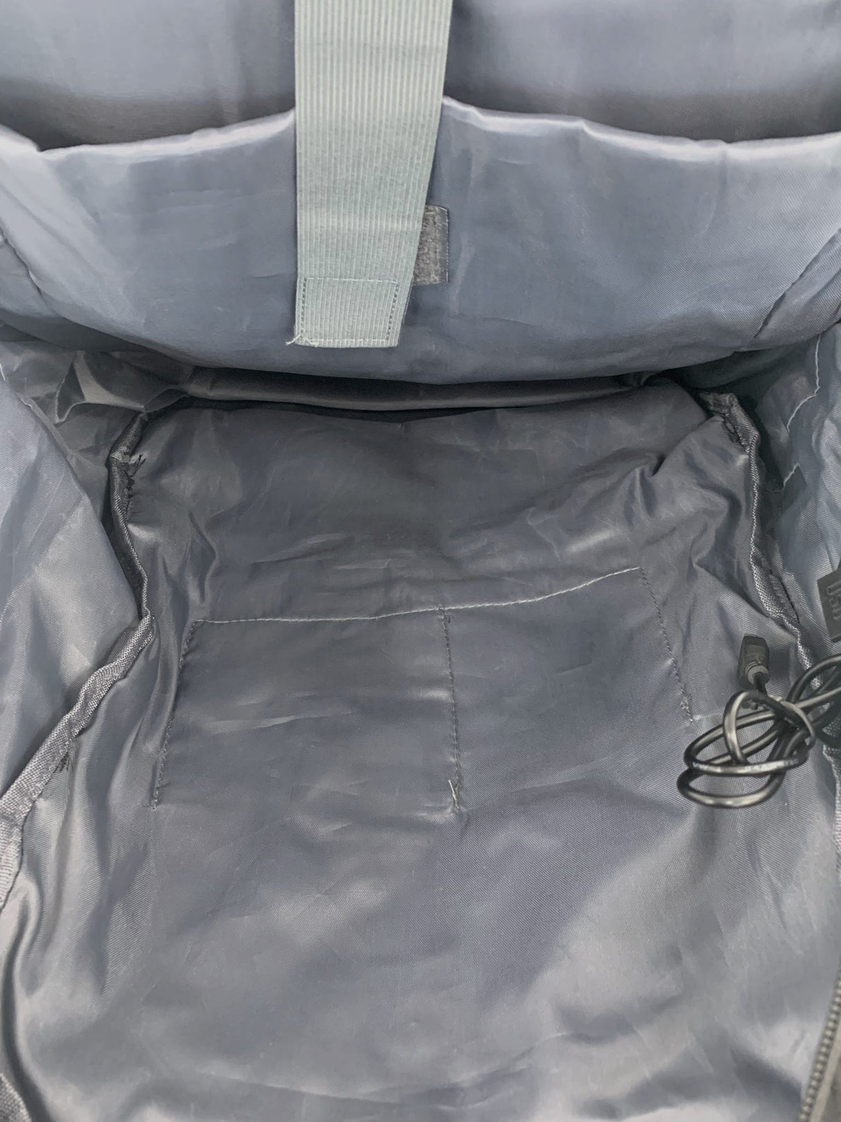 RESIGILAT - Rucsac Multifunctional de Alpinism, Flippy, Capacitate 36-55 L, de Calatorie, Impermeabil, Slot USB Incarcare Telefon, Bretele Reglabile, 52 x 34 x 19 cm, Negru - vivimall.ro