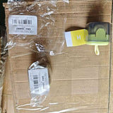 Rolă scame cub plastic 6x4,3x4,3 cm verde matcha, vedere spate cu instrucțiuni de utilizare