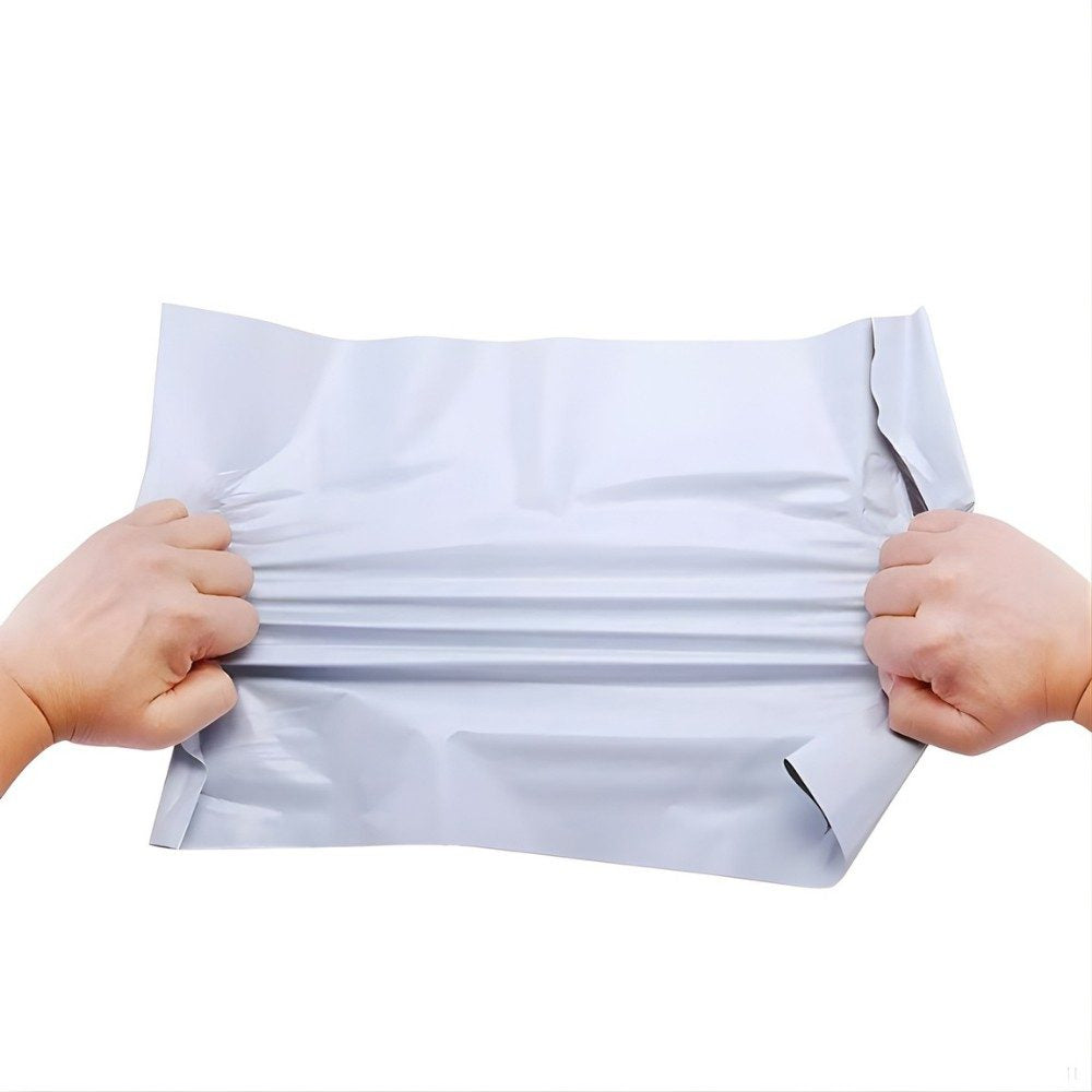 Set 100 Pungi Curierat Autoadezive pentru Ambalare Colete, Rezistente la Transport, Grosime 50 Microni, Alb la Exterior si Negru la Interior, 500 x 700 x 40 mm
