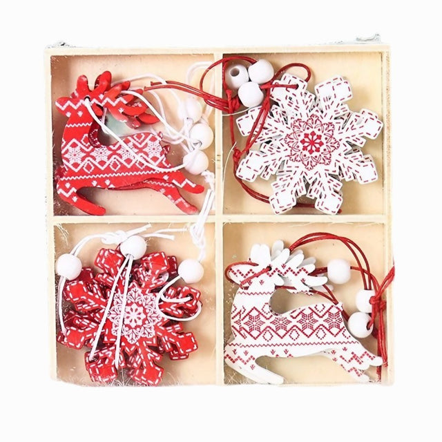 Set 12 Decoratiuni de Craciun din Lemn, Vivimall, cu Snur pentru Agatare in Brad, Model Reni si Fulgi de Nea, Alb-Rosu - vivimall.ro
