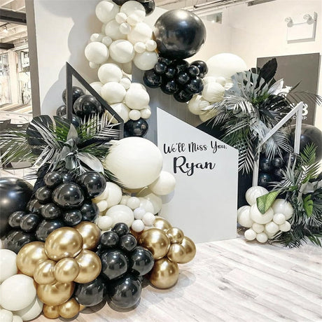 Set 163 Baloane din Latex, Vivimall, Model Petrecere pentru Arcada, Baloane Party, 12 cm, 30 cm, 45 cm, Negru, Auriu, Alb - vivimall.ro