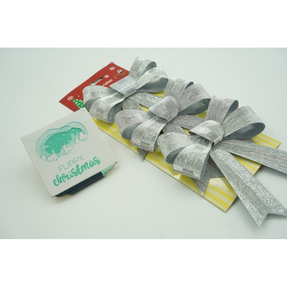 Set 3 fundite pentru brad, Argintii, 10 x 11 cm, din poliester, Vivimall - vivimall.ro