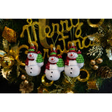 Set de 3 ornamente de brad, Vivimall, de tip Om de zapada, Alb/Rosu, din plastic, cu finisaj sclipitor , cutie  4  cm adancime x 6  cm inaltime x 9  cm lungime - vivimall.ro