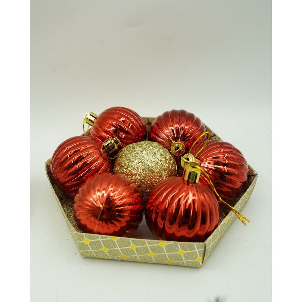 35 darabos karácsonyi díszkészlet, gömb alakú, polisztirol, csillámos bevonattal, doboz 14 cm mélység x 23 cm magasság x 14 cm hosszú)