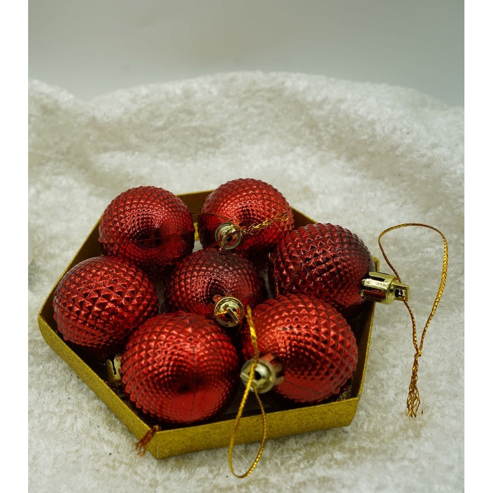 35 darabos karácsonyi díszkészlet, gömb alakú, / piros, polisztirol, csillámos bevonattal, doboz 11 cm mélység x 19 cm magasság x 11 cm hosszú)