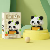 Detaliu piese construcție Flippy Panda, plastic ABS durabil, nuanță bej, unghi apropiat