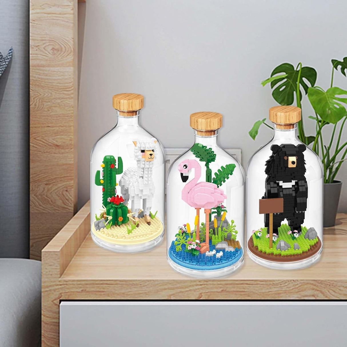 Piese plastic set construit Flippy Alpaca 543 bucăți, detaliu componente colorate, vedere de aproape