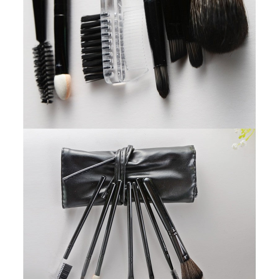 7 darabos hordozható sminkkészlet fekete tokkal