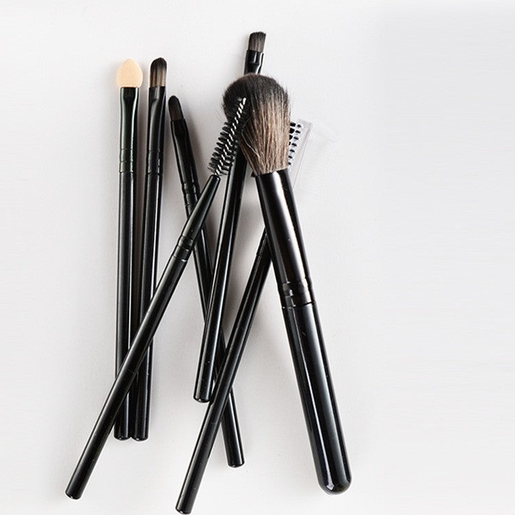 7 darabos hordozható sminkkészlet fekete tokkal