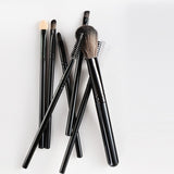 7 darabos hordozható sminkkészlet fekete tokkal