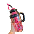 Sticlă de apă termică roz 1400 ml cu pai și capac, material PP și silicon, vedere frontală completă