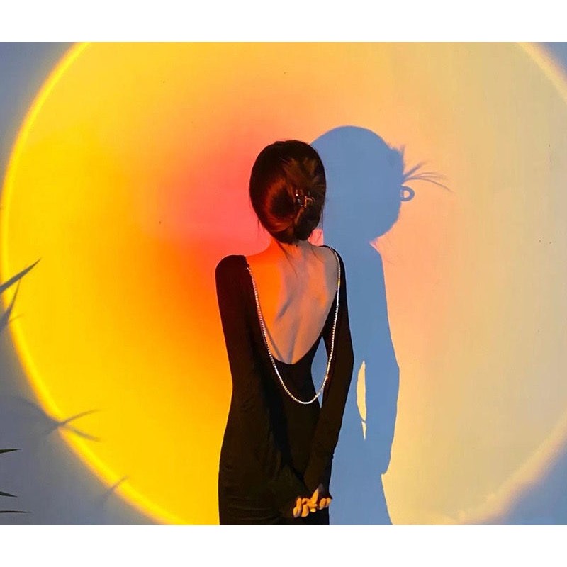 Lampa de veghe cu proiectie Multicolor RGB cu telecomanda, Vivimall, lumina ambientala pentru atmosfera romantica, iepuras, Roz - vivimall.ro