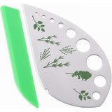 Tocator manual pentru ierburi Vivimall, instrument de curatat frunze, margini ascutie, 9 gauri de diferite dimensiuni, multifunctional, material otel inoxidabil, maner ergonomic, rezistent la rugina, 12.3 x 6.9 cm, argintiu - vivimall.ro