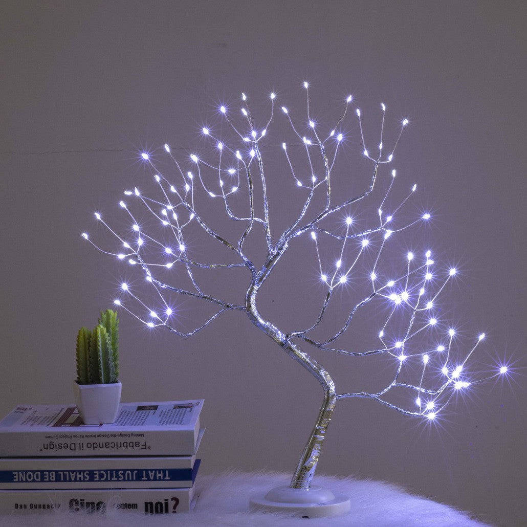 LED éjszakai fény elemekkel és USB-vel, menő