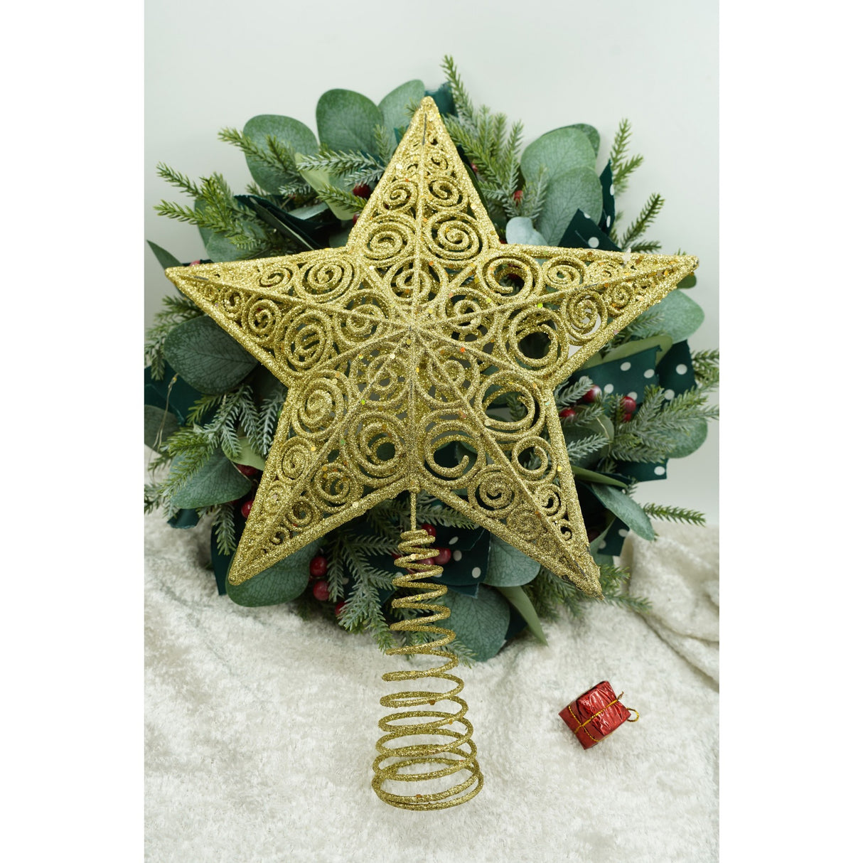 Varf decorativ de brad, Auriu, in forma de Stea, design spiralat, din Plastic/Metal, 29 cm x 38 cm, Interior/Exterior, Vivimall - vivimall.ro