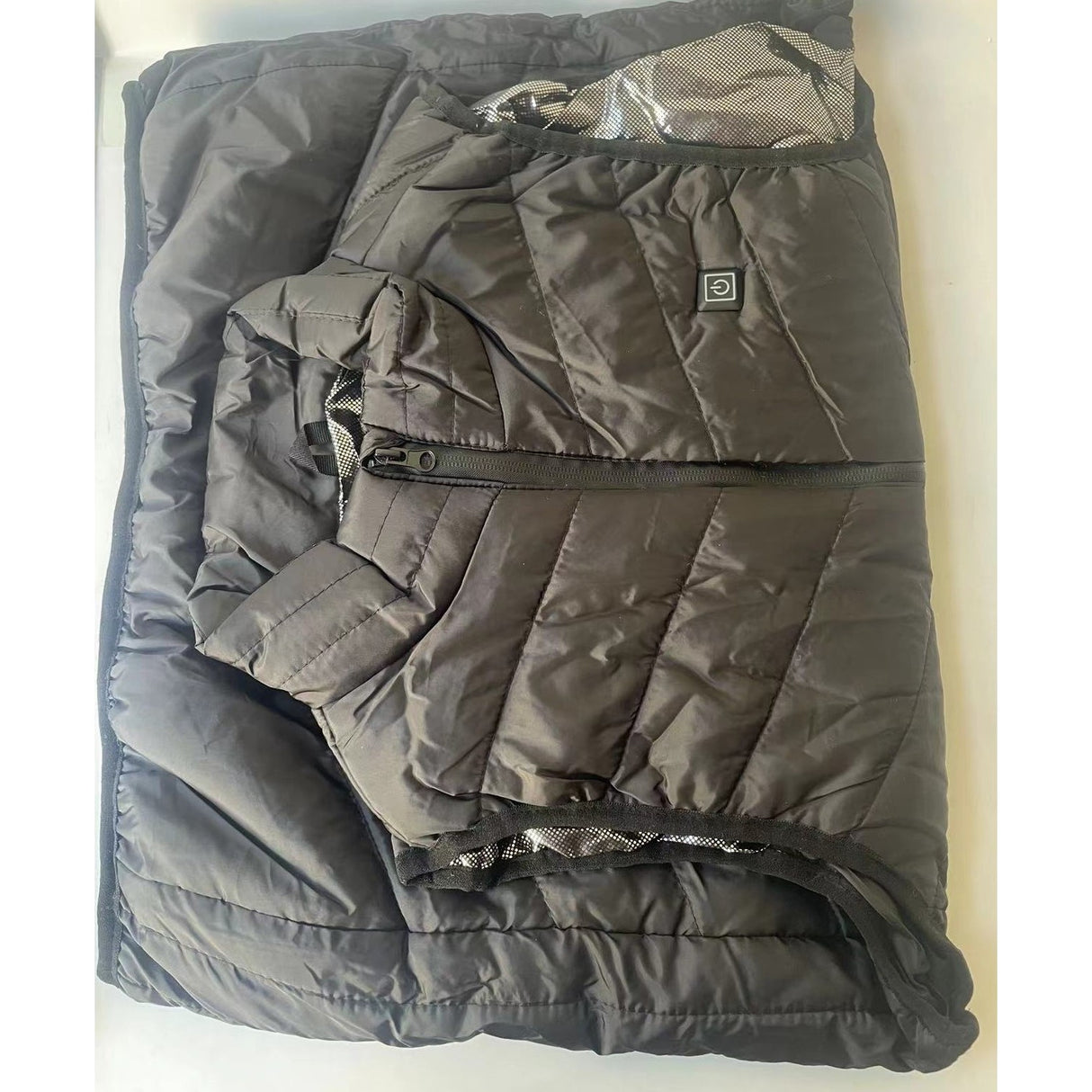 Vesta Inteligenta Incalzita, Vivimall, Unisex, 2 Zone de Incalzire, Umplutura Bumbac, 3 Trepte de Temperatura, Incarcare USB, Negru, 65 - 75 kg, Marime XXL - vivimall.ro