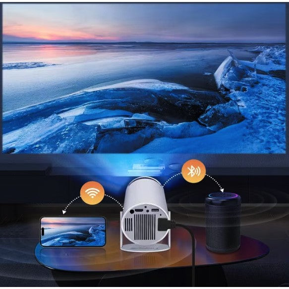 Videoproiector HY300ULTRA în funcțiune, imagine proiectată 30-150 inchi pe perete alb