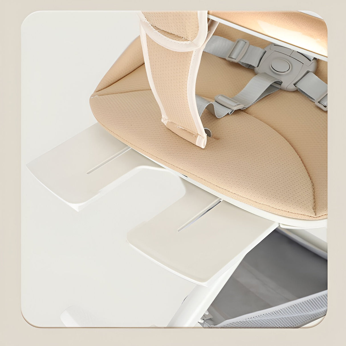 Carucior Sport Vivimall 3in1, 6-36 Luni, Reversibil, Pliabil, Tavita pentru Masa, Pozitie de Somn, Centura de Siguranta, Roti 360, Suport Pahar, Copertina pentru Soare, 32x63x95cm, Crem Model Jungla - vivimall.ro